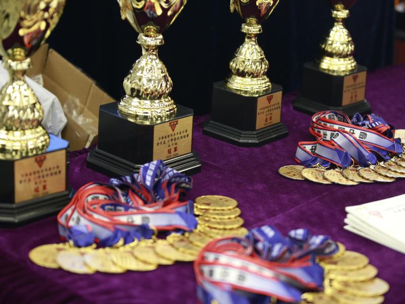 青中盃小學籃球邀請賽