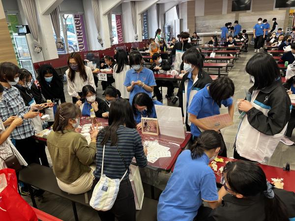 Dried Flower Bookmark Making Activity
