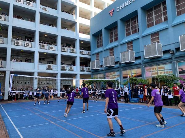 27/10/2022 Teacher-Student Volleyball Game