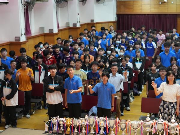 Award Presentation Ceremony for Outstanding Performance in Sports, Culture & Services