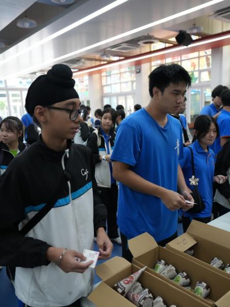 Award Presentation Ceremony for Outstanding Performance in Sports, Culture & Services