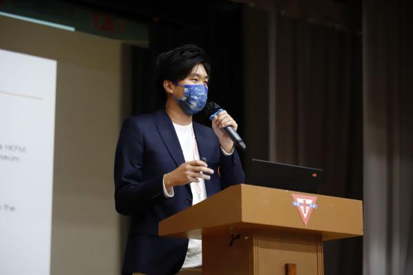 荷蘭傳統文化 — 藍瓷藝術工作坊