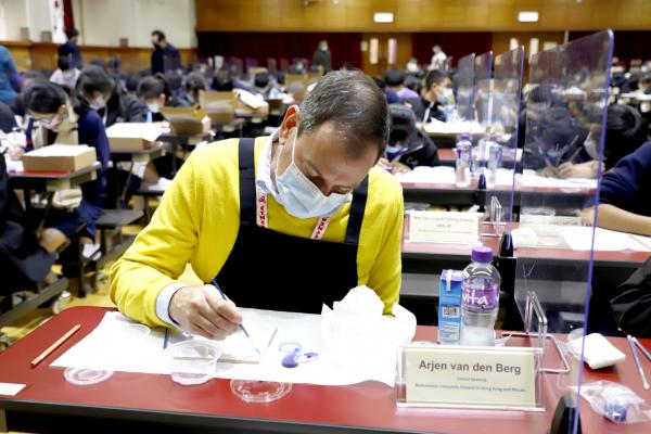 荷蘭傳統文化 — 藍瓷藝術工作坊