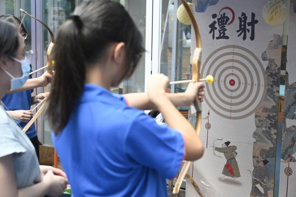 中文科及數學科跨科活動慶祝中秋佳節