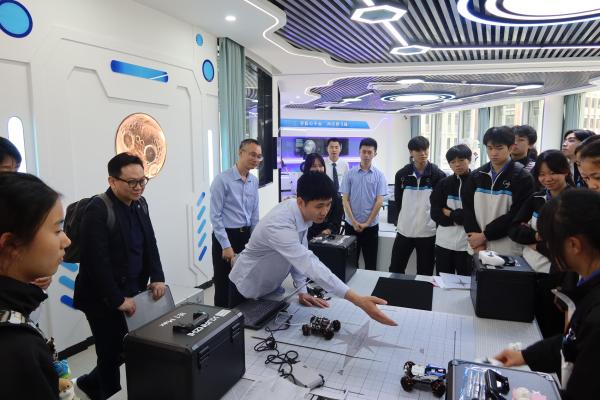 探訪深圳市高級中學高中園