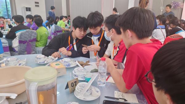 「韶關丹霞山的地質地貌及生態保育」交流考察團