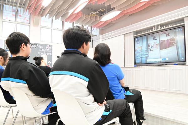 2025 與姊妹學校西安市第三十中學進行線上同遊, 探索皮影文化遺產