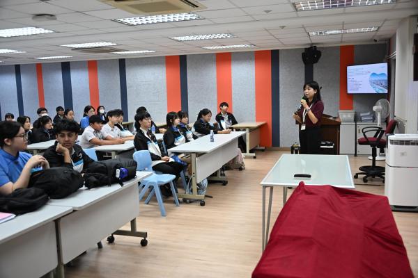 Australia Study Talk