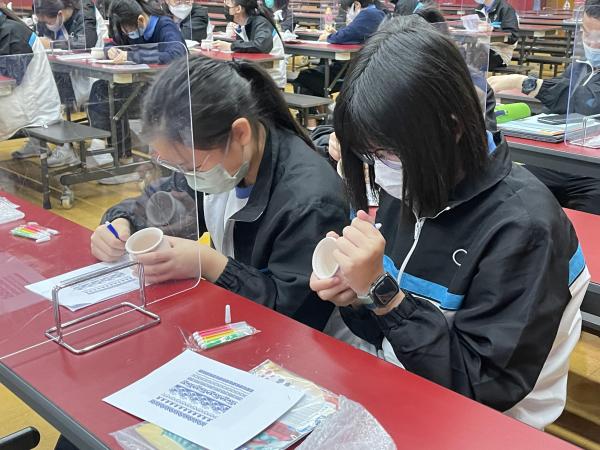 Handicraft（Shadow_Play_Production、Lght_Clay、Painted_Ceramics、Facial_Makeup）