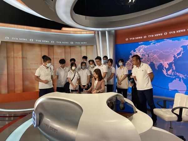 學生領袖參觀TVB新聞部及拍攝場景