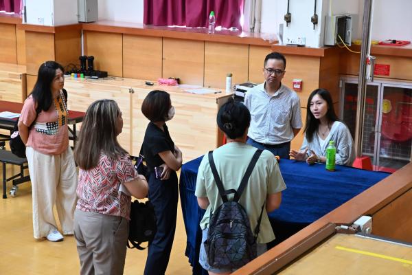 Parent Seminar: Media Literacy: Decoding the Parent-Child Relationship