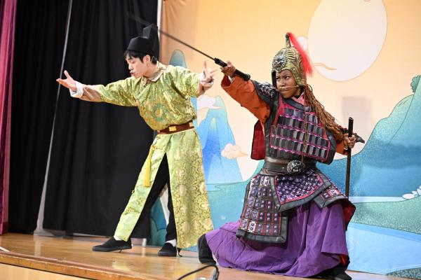 English Drama Show "Mulan"