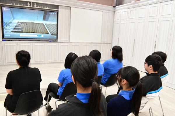 2025 與姊妹學校西安市第三十中學進行線上同遊, 探索皮影文化遺產