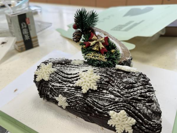 製作聖誕樹幹蛋糕