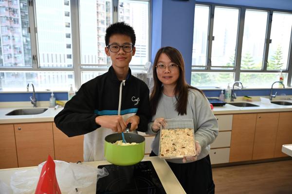 Snowflake Crisp Making Class