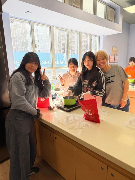 Snowflake Crisp Making Class