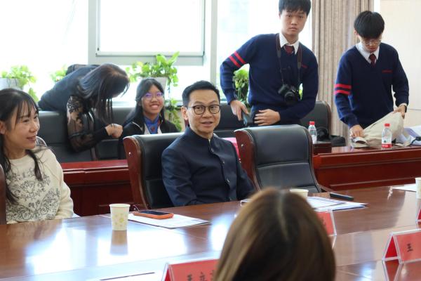 Urumqi No.1 Secondary School (Sister School)
