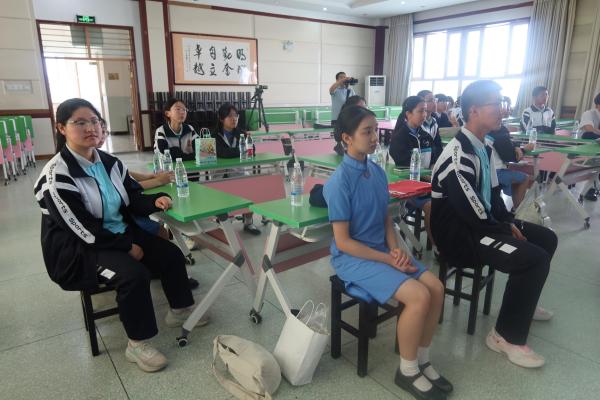 Xinjiang Production and Construction Corps Seventh Division Senior High School (Sister School)