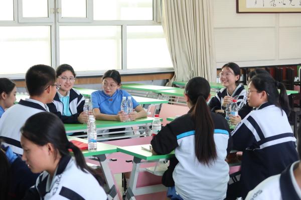 Xinjiang Production and Construction Corps Seventh Division Senior High School (Sister School)