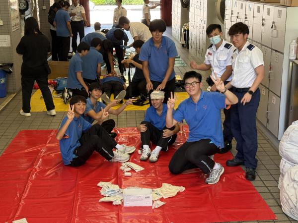 S4新高中體育科:「參觀流浮山救護站：體驗活動」