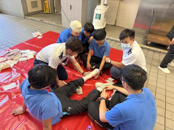 S4新高中體育科:「參觀流浮山救護站：體驗活動」