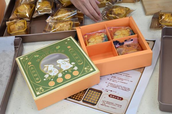 Mid-Autumn Festival Parent-Child Mooncake Workshop