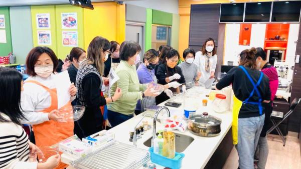 17/12/2022 Making Christmas Cookies