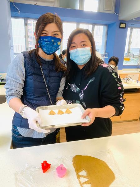 17/12/2022 Making Christmas Cookies