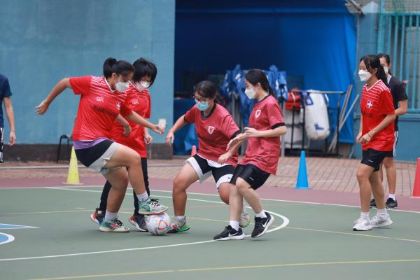 卡塔爾世界盃足球賽_中三級