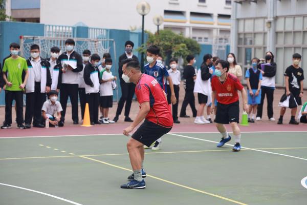 卡塔爾世界盃足球賽_決賽 (老師_對_冠軍隊)