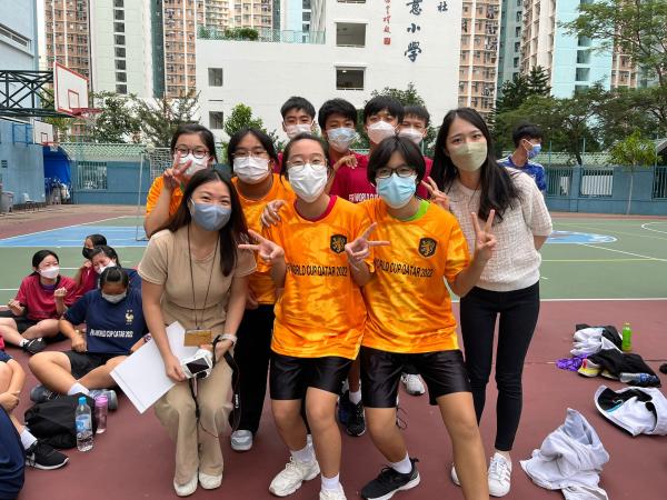 卡塔爾世界盃足球賽_中三級