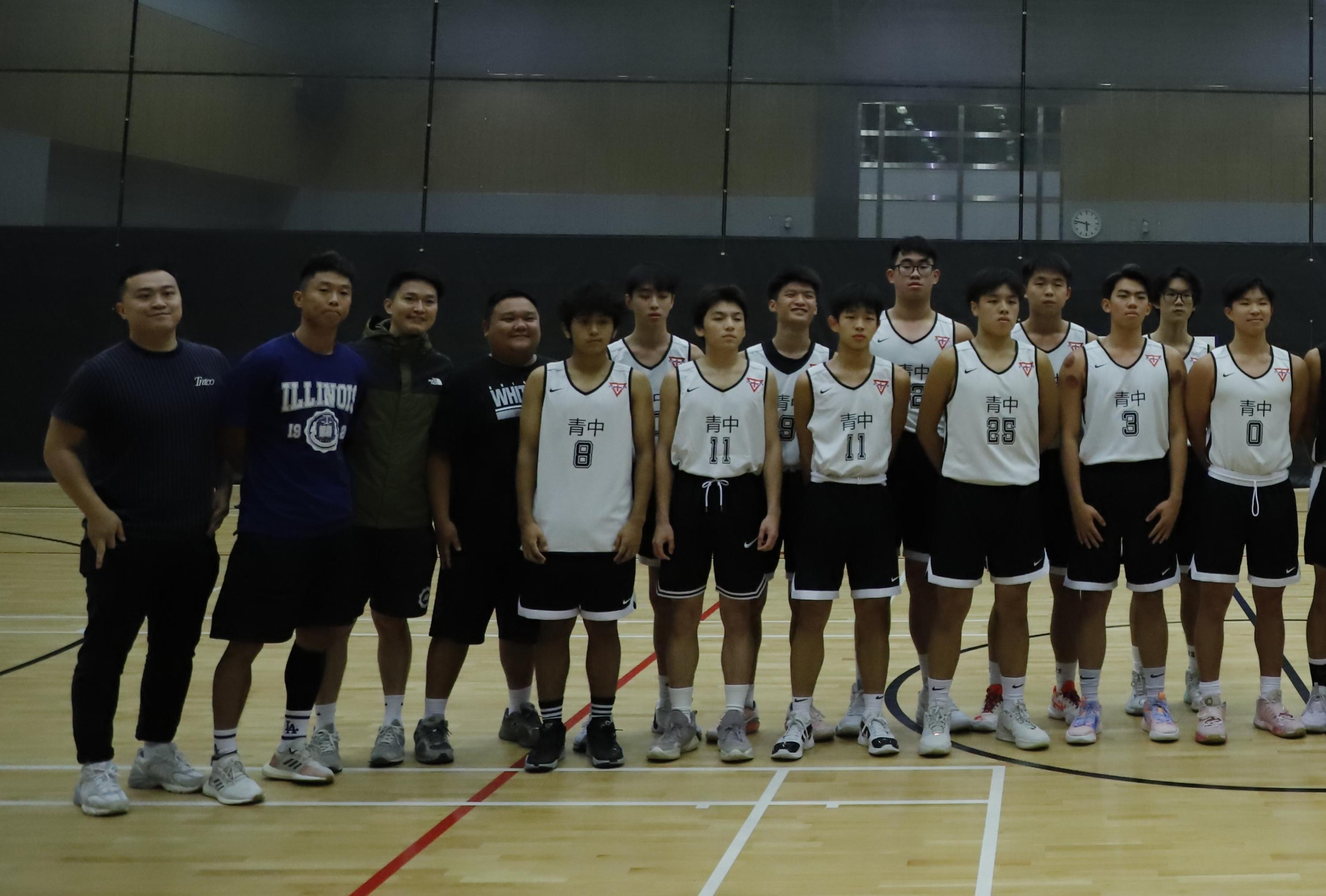 Boy's Grade A Basketball Team has got the 1st runner-up in the Yuen Long Inter-School Competition. (28/11)